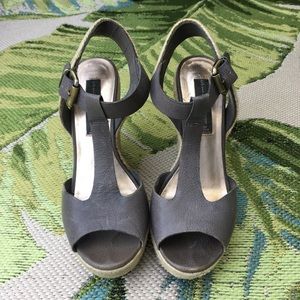 Steven Gray leather T Strap espadrilles